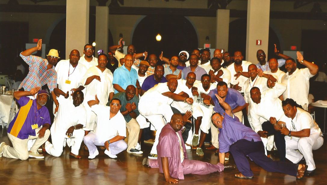 Linen and Lace Social